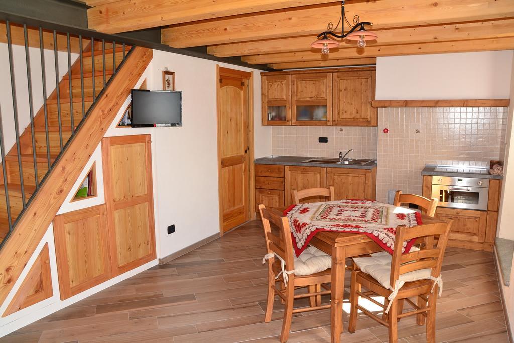 Lo Coppa Fen Apartment Aosta Room photo