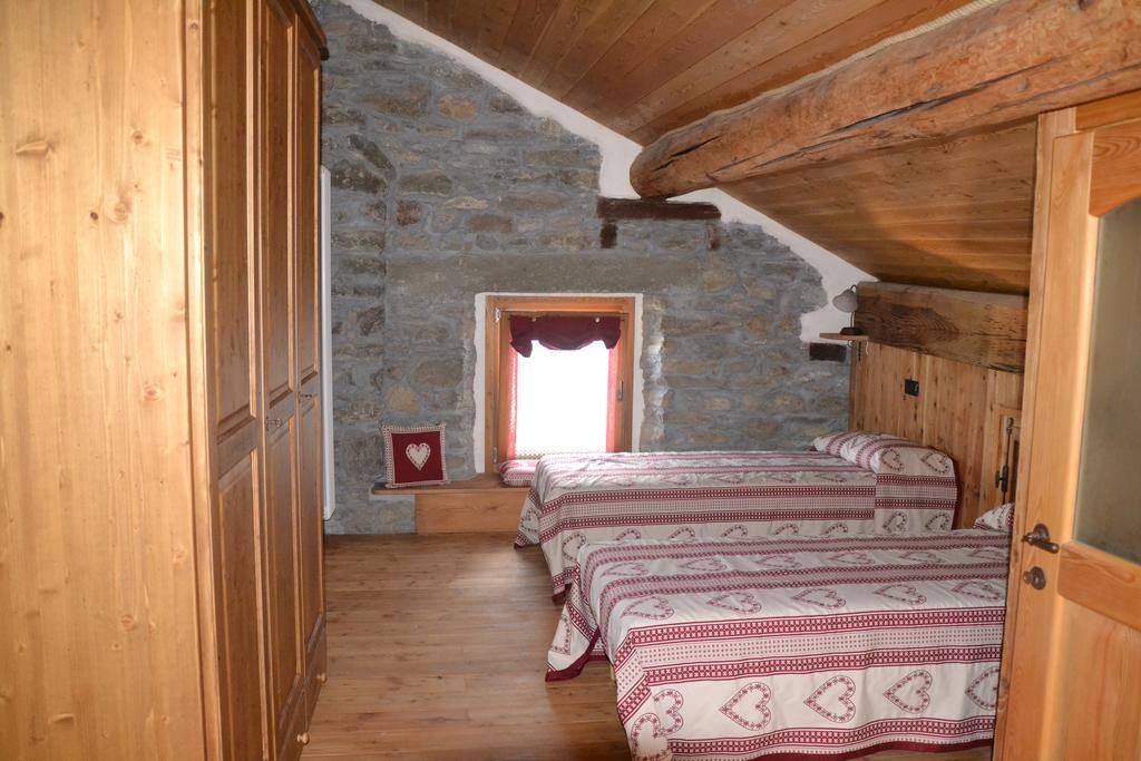 Lo Coppa Fen Apartment Aosta Room photo